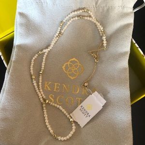 Kendra Scott dainty pearl necklace
